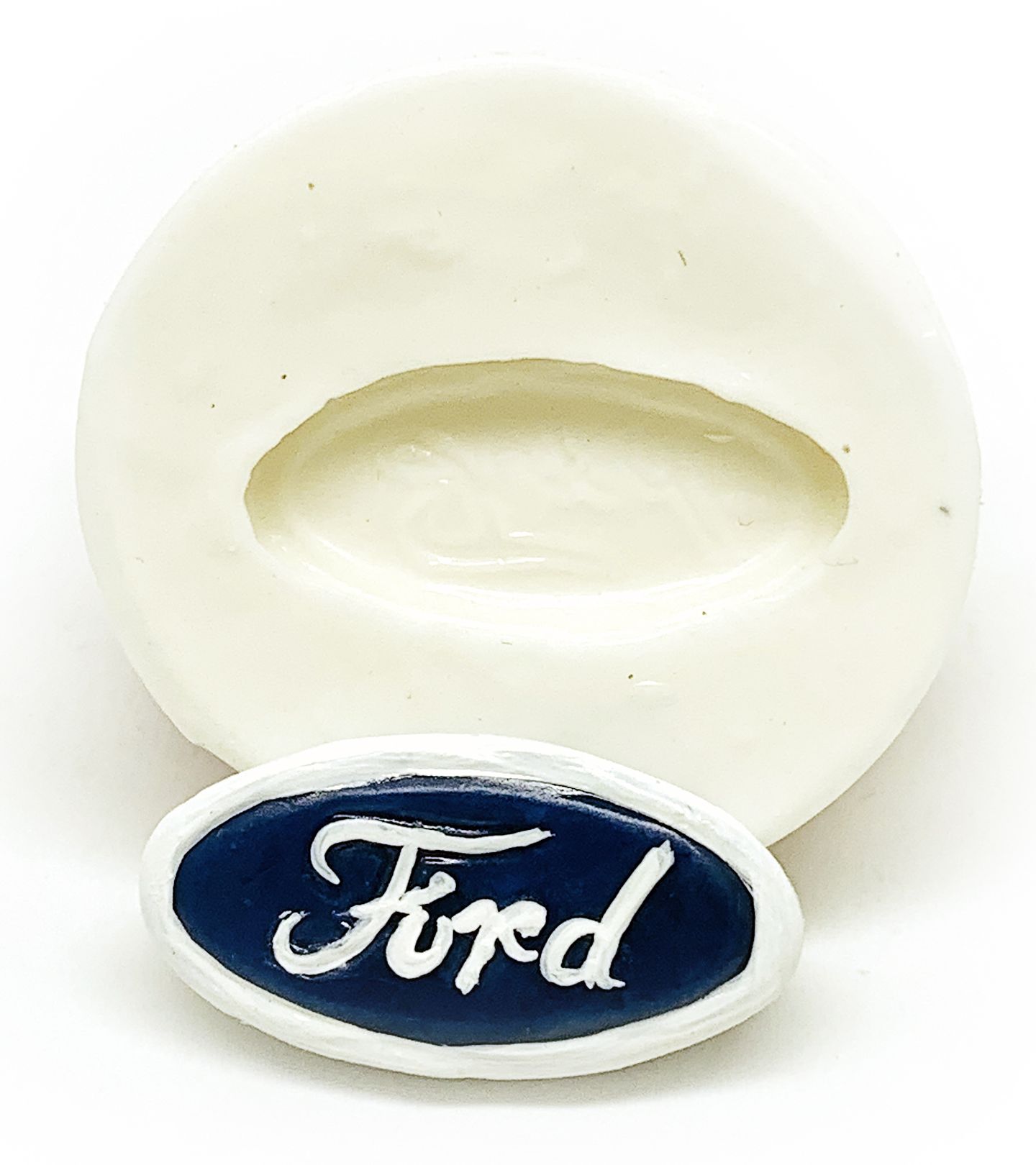 Ford - Logo Pequeno - P784