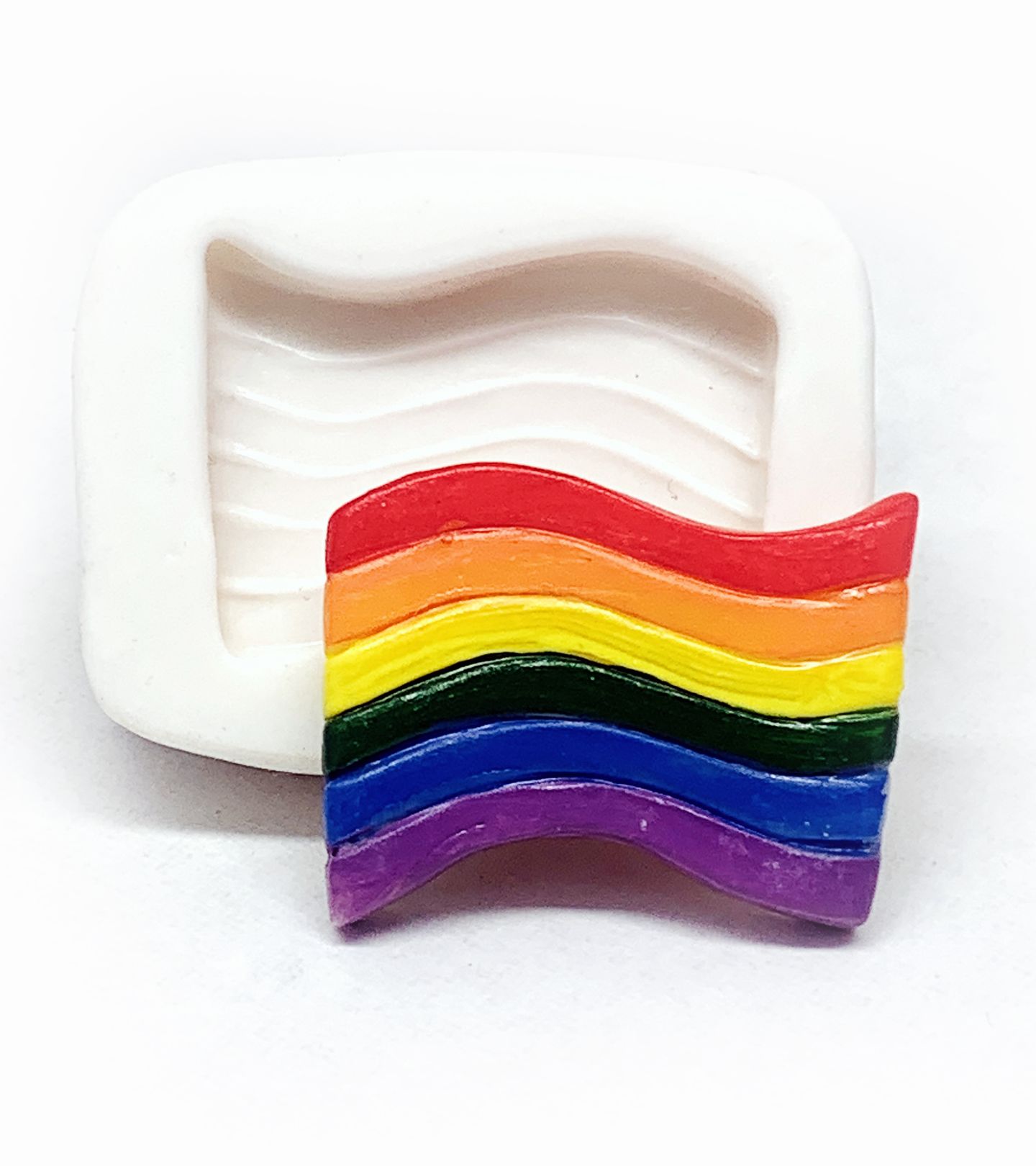 LGBTQIA+ - Bandeira - Media - P1159